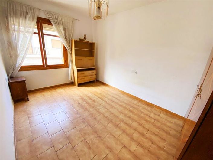 Image No.24-4 Bed Apartment for sale