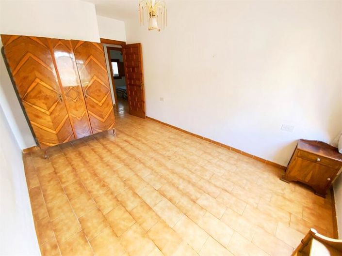 Image No.26-4 Bed Apartment for sale