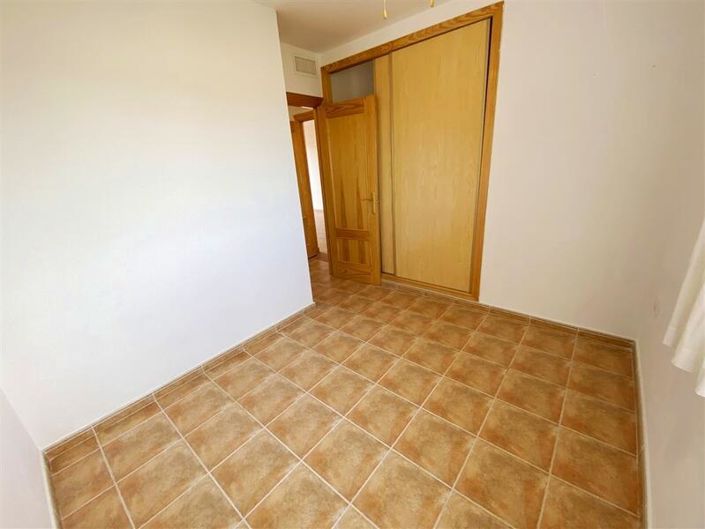 Image No.32-2 Bed Apartment for sale