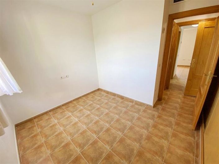 Image No.33-2 Bed Apartment for sale