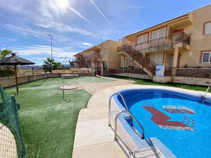 Image No.40-2 Bed Apartment for sale