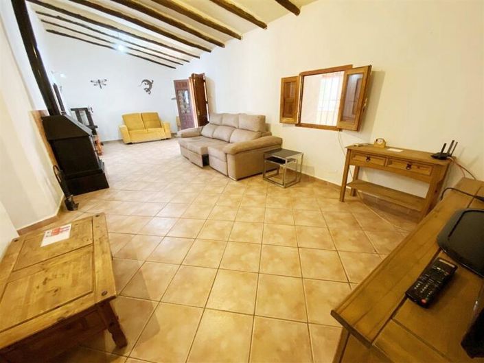 Image No.10-4 Bed Property for sale