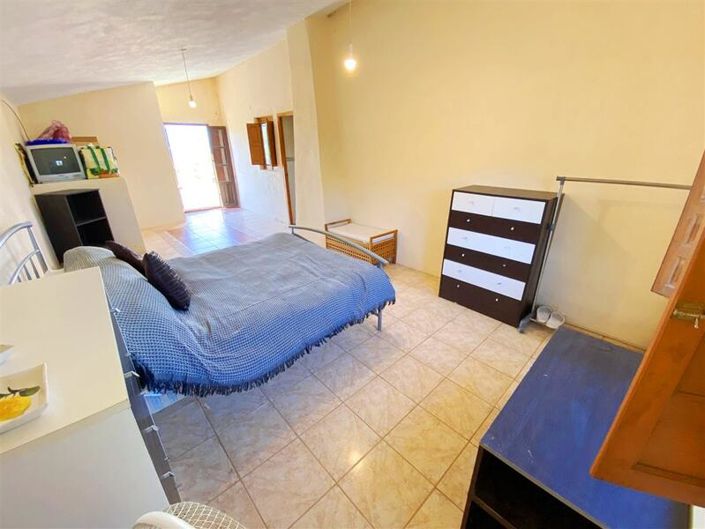 Image No.24-4 Bed Property for sale