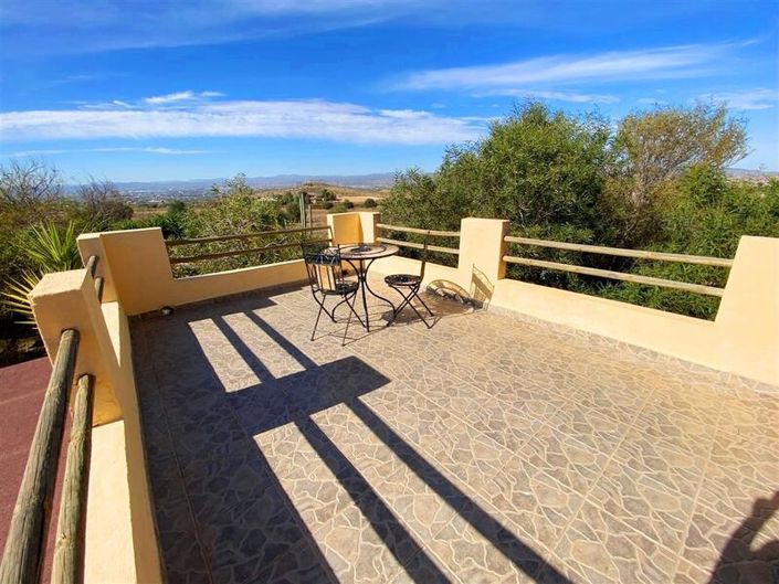 Image No.26-4 Bed Property for sale