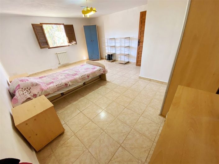 Image No.31-4 Bed Property for sale