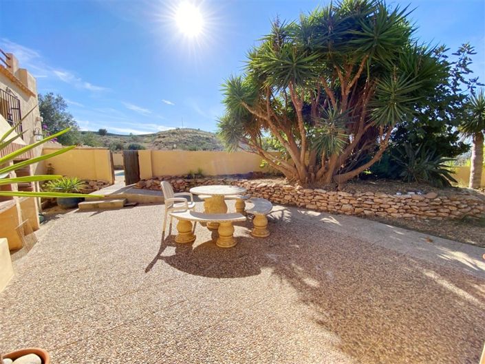 Image No.7-4 Bed Property for sale