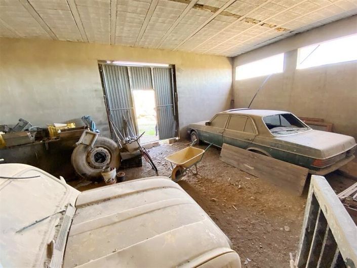 Image No.27-3 Bed Property for sale