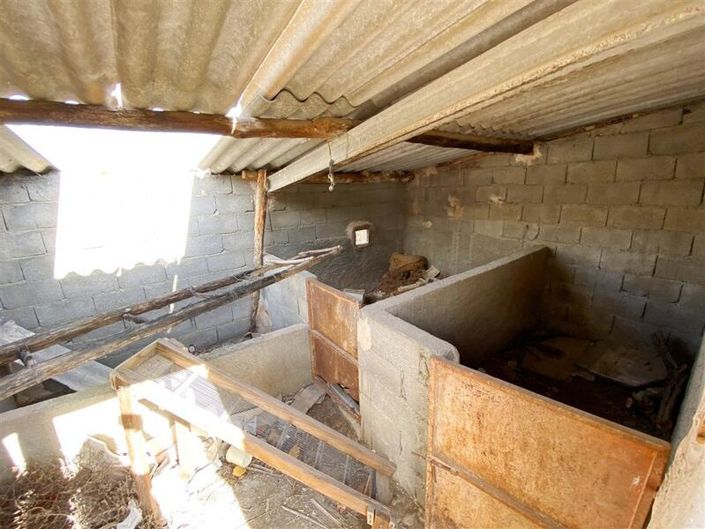 Image No.32-3 Bed Property for sale