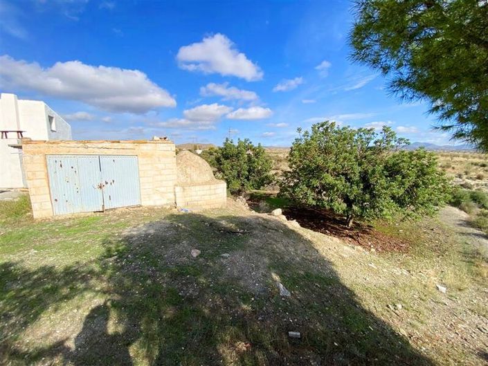 Image No.34-3 Bed Property for sale