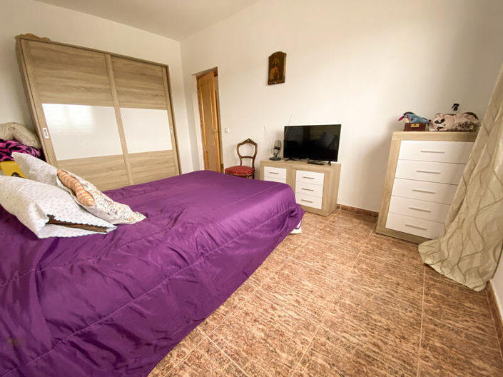 Image No.10-3 Bed Duplex for sale