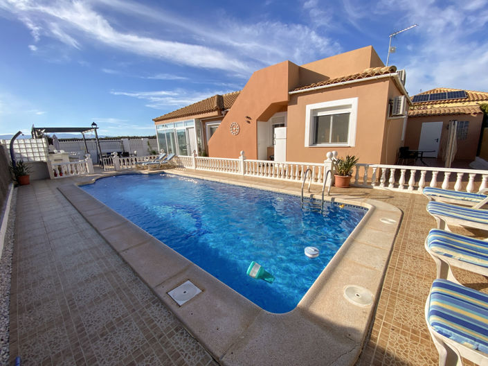 Image No.6-3 Bed Villa for sale