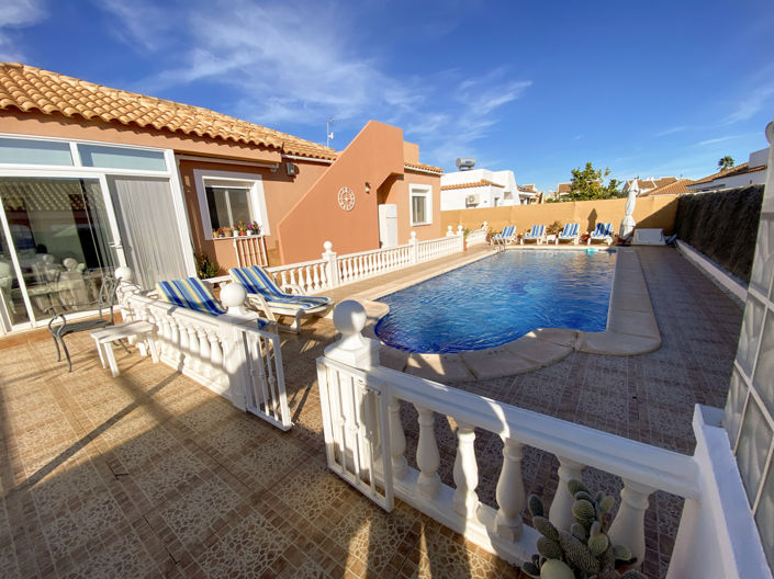 Image No.7-3 Bed Villa for sale