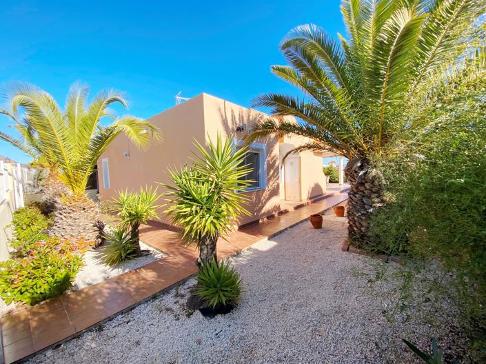 Image No.27-3 Bed Villa for sale