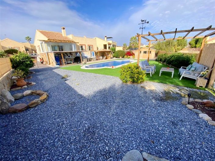 Image No.2-3 Bed Villa for sale