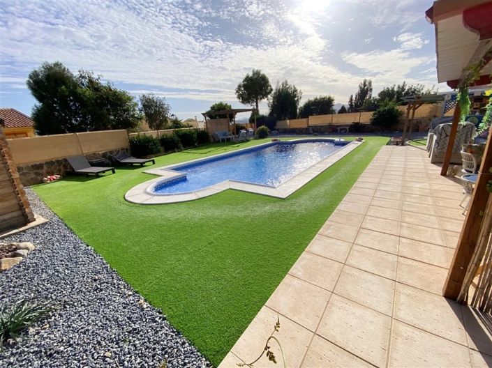 Image No.32-3 Bed Villa for sale