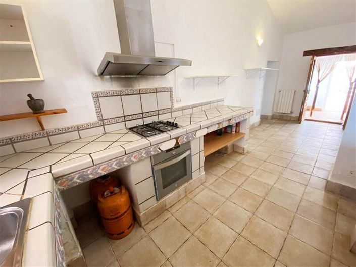 Image No.15-5 Bed Property for sale