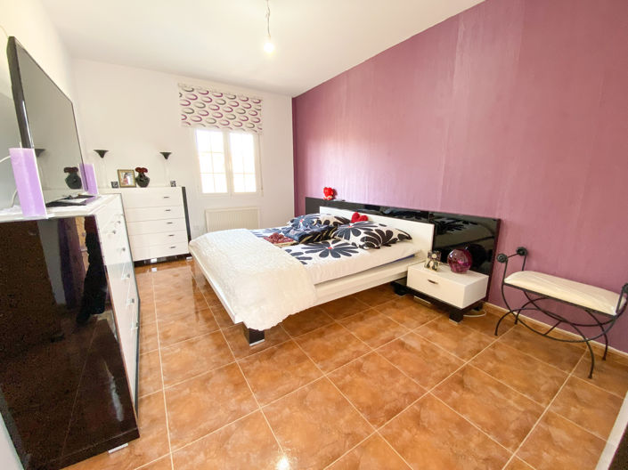 Image No.27-4 Bed Villa for sale