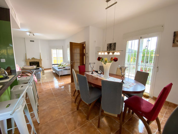 Image No.8-4 Bed Villa for sale