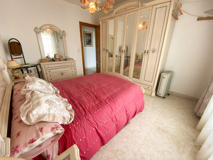 Image No.20-4 Bed Apartment for sale