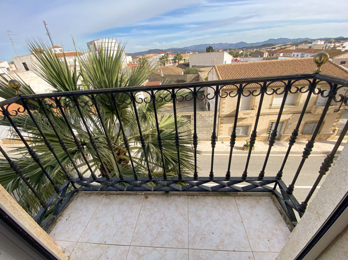 Image No.22-4 Bed Apartment for sale