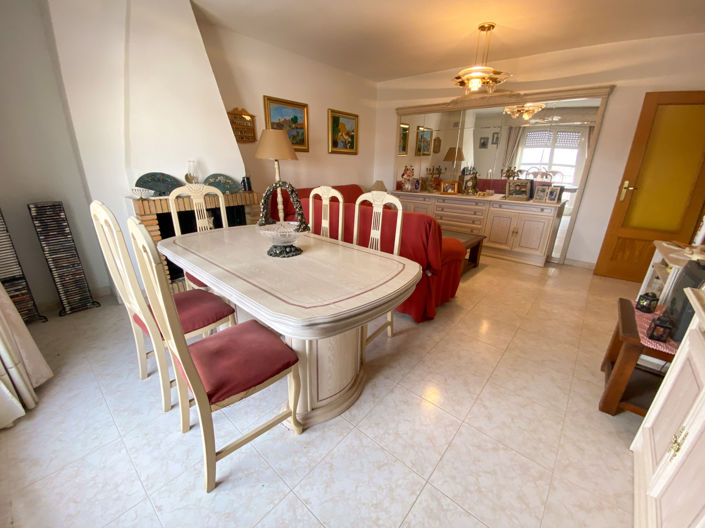 Image No.5-4 Bed Apartment for sale