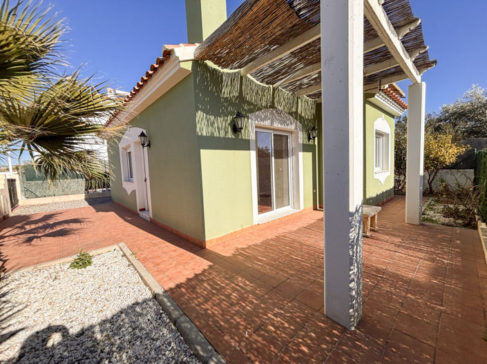 Image No.2-2 Bed Villa for sale