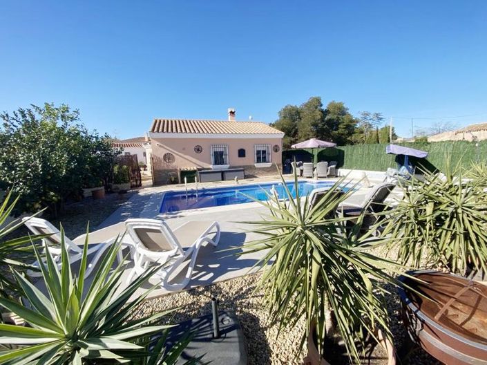 Image No.3-Villa de 3 chambres à vendre à Zurgena