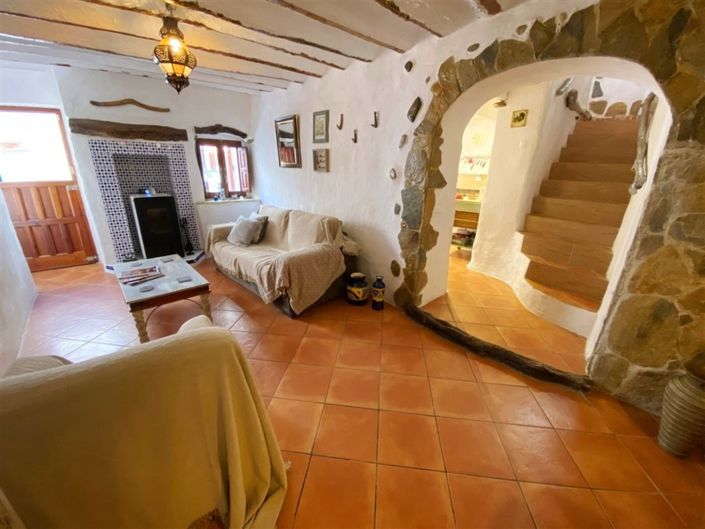 Image No.21-3 Bed Property for sale