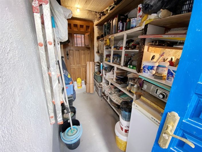 Image No.47-3 Bed Property for sale