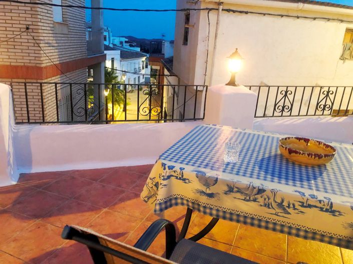 Image No.48-3 Bed Property for sale