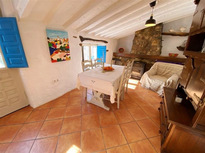 Image No.7-3 Bed Property for sale