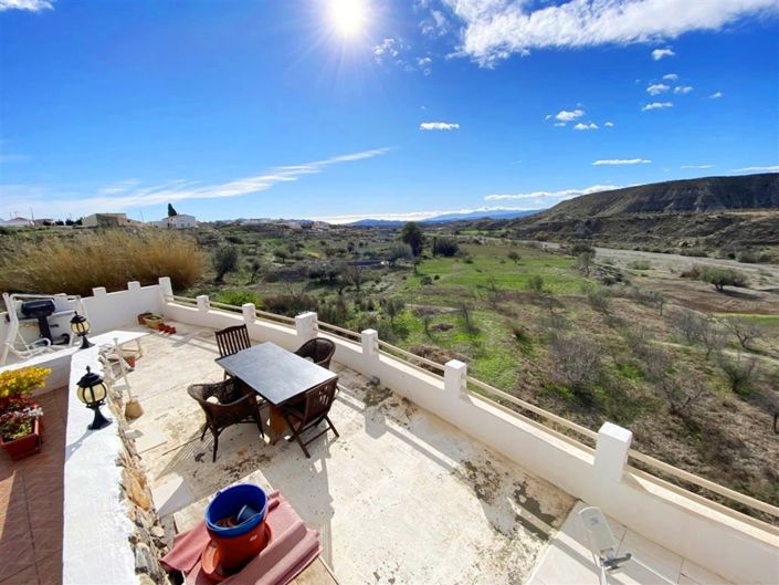 Image No.48-6 Bed Property for sale