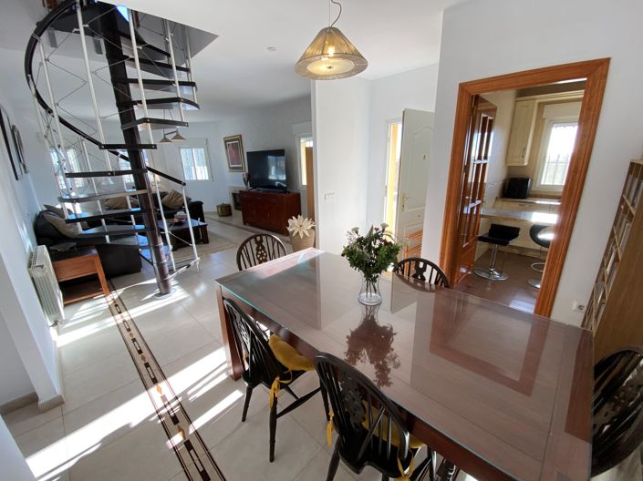 Image No.17-3 Bed Villa for sale