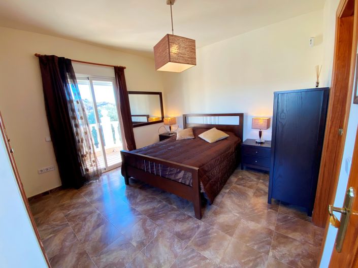 Image No.24-3 Bed Villa for sale