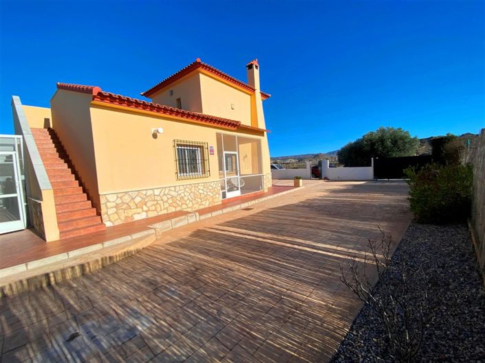 Image No.49-3 Bed Villa for sale