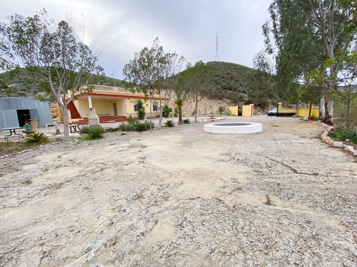 Image No.2-Villa de 2 chambres à vendre à Zurgena