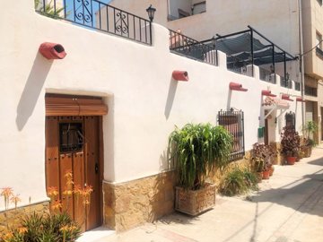 vh2705-village-town-house-for-sale-in-taberno