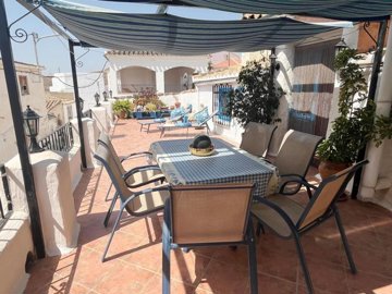 vh2705-village-town-house-for-sale-in-taberno