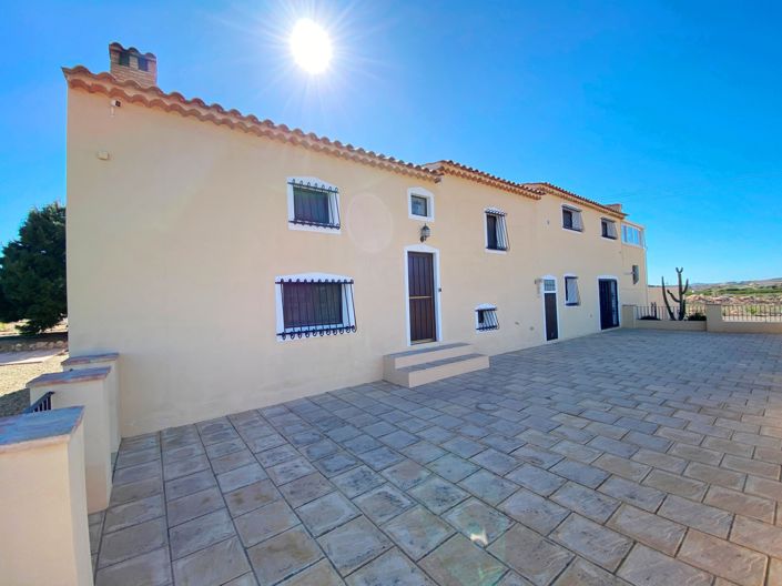 Image No.5-Propriété de 6 chambres à vendre à Almeria