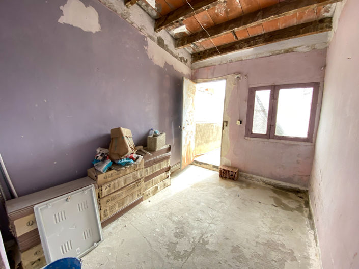 Image No.20-2 Bed Property for sale