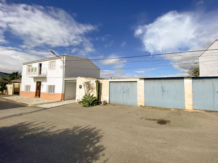 Image No.2-Propriété de 4 chambres à vendre à La Alfoquia