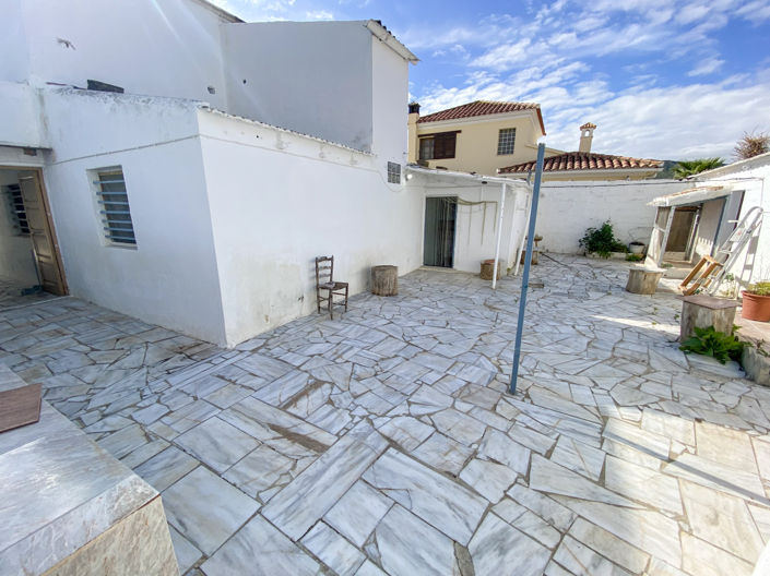 Image No.31-4 Bed Property for sale