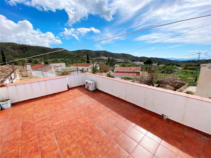 Image No.29-2 Bed Property for sale