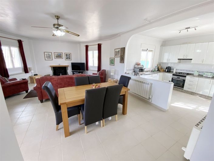 Image No.8-Villa de 3 chambres à vendre à Huercal-Overa