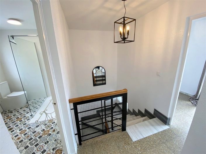 Image No.23-3 Bed Property for sale