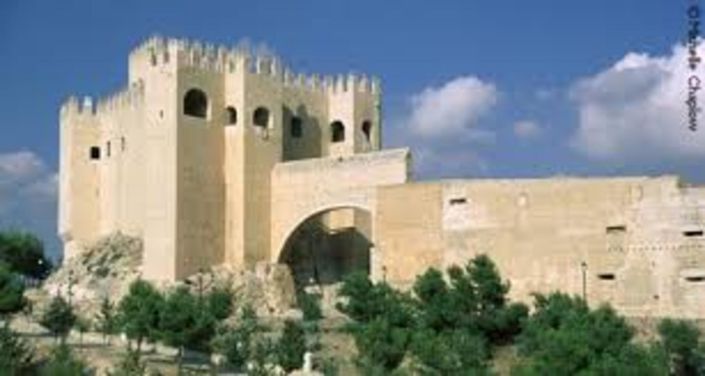 Image No.60-3 Bed Property for sale