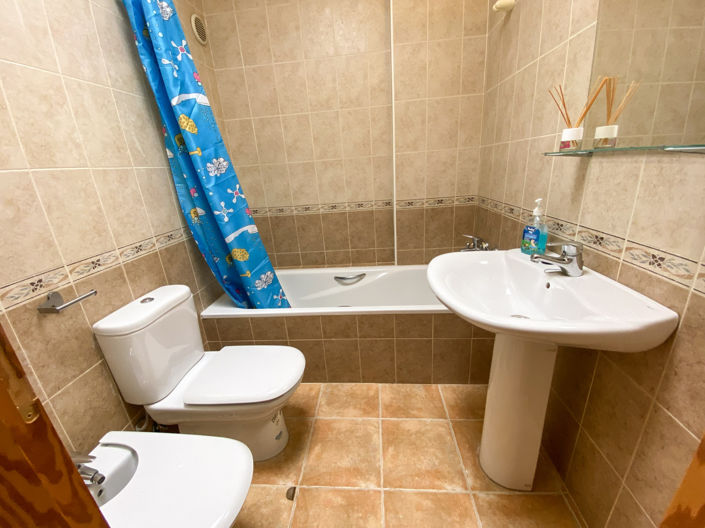 Image No.18-2 Bed Apartment for sale