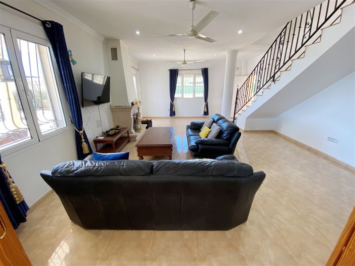 Image No.5-3 Bed Villa for sale