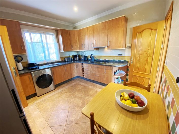 Image No.9-3 Bed Villa for sale