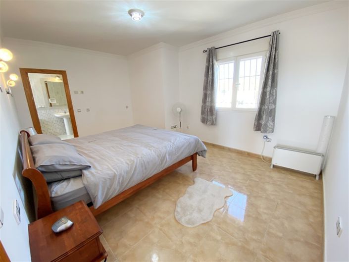 Image No.16-3 Bed Villa for sale